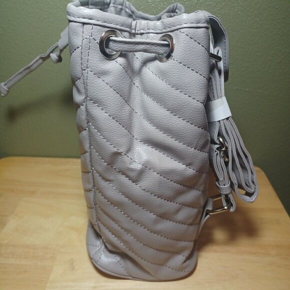Bella Russo Backpack Purse Gray Taupe Faux Leather Quilted Drawstring Bag NWOT - Picture 3 of 6